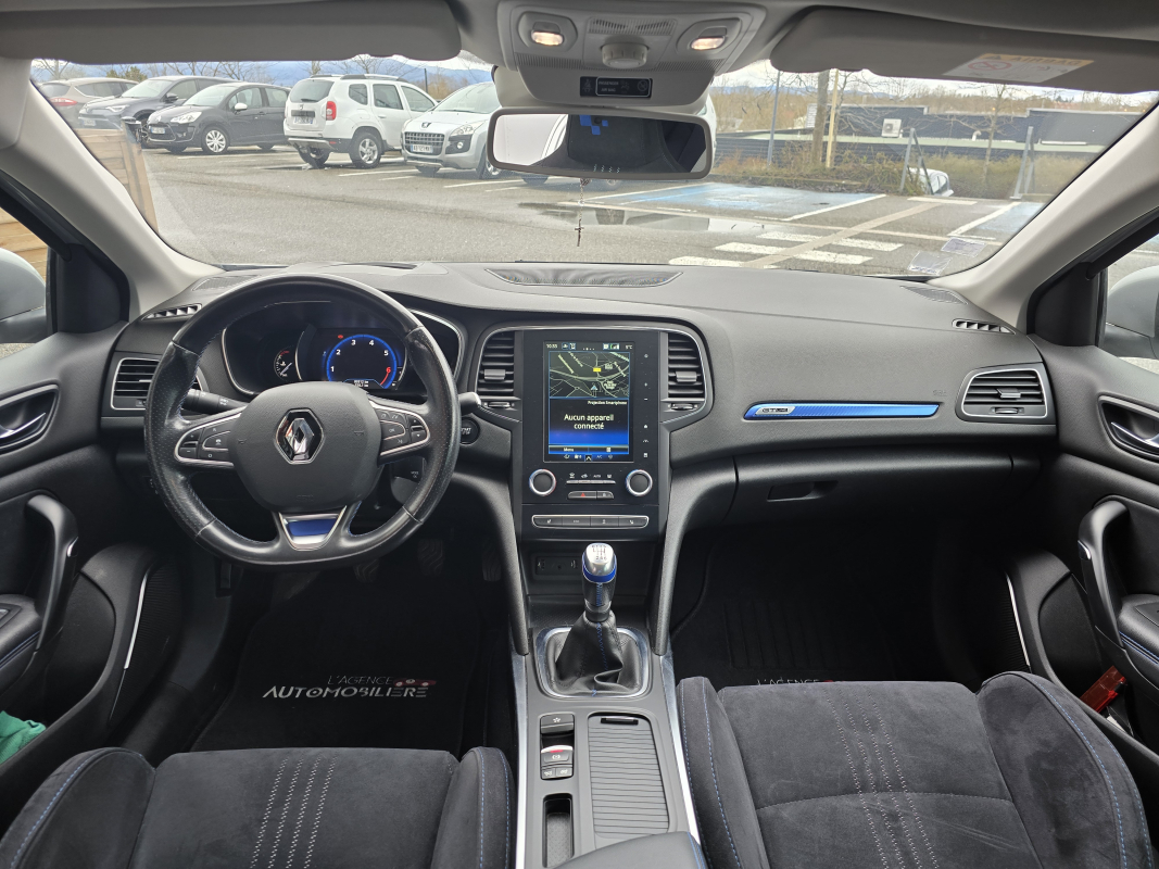 Renault Megane — 19