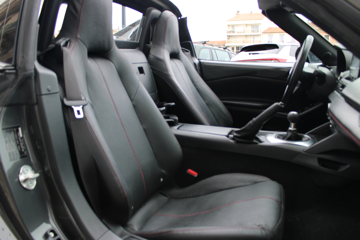Mazda MX-5 — 12