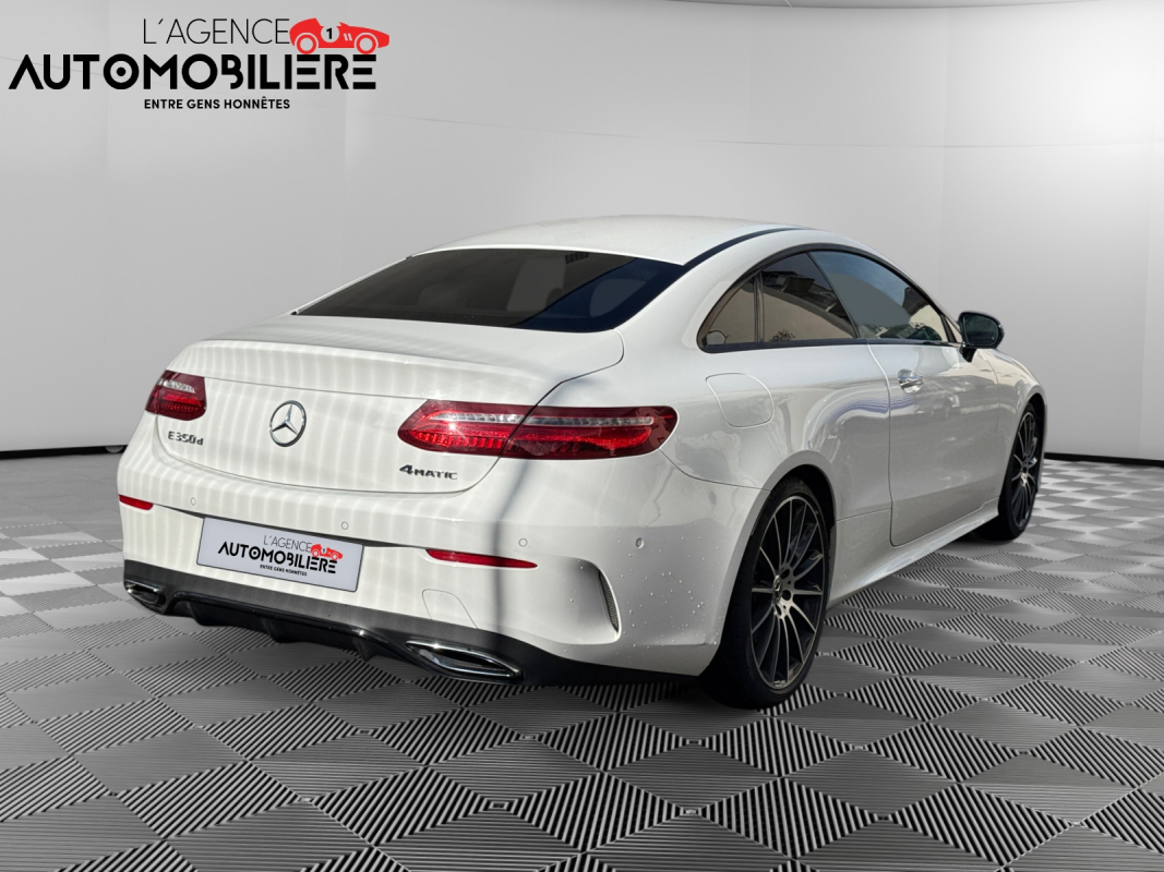 Mercedes Classe E Coupe — 2