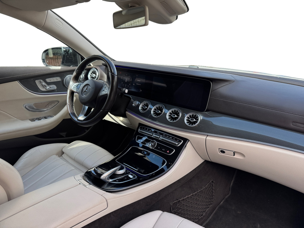 Mercedes Classe E Coupe — 10