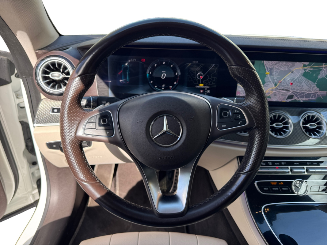 Mercedes Classe E Coupe — 13