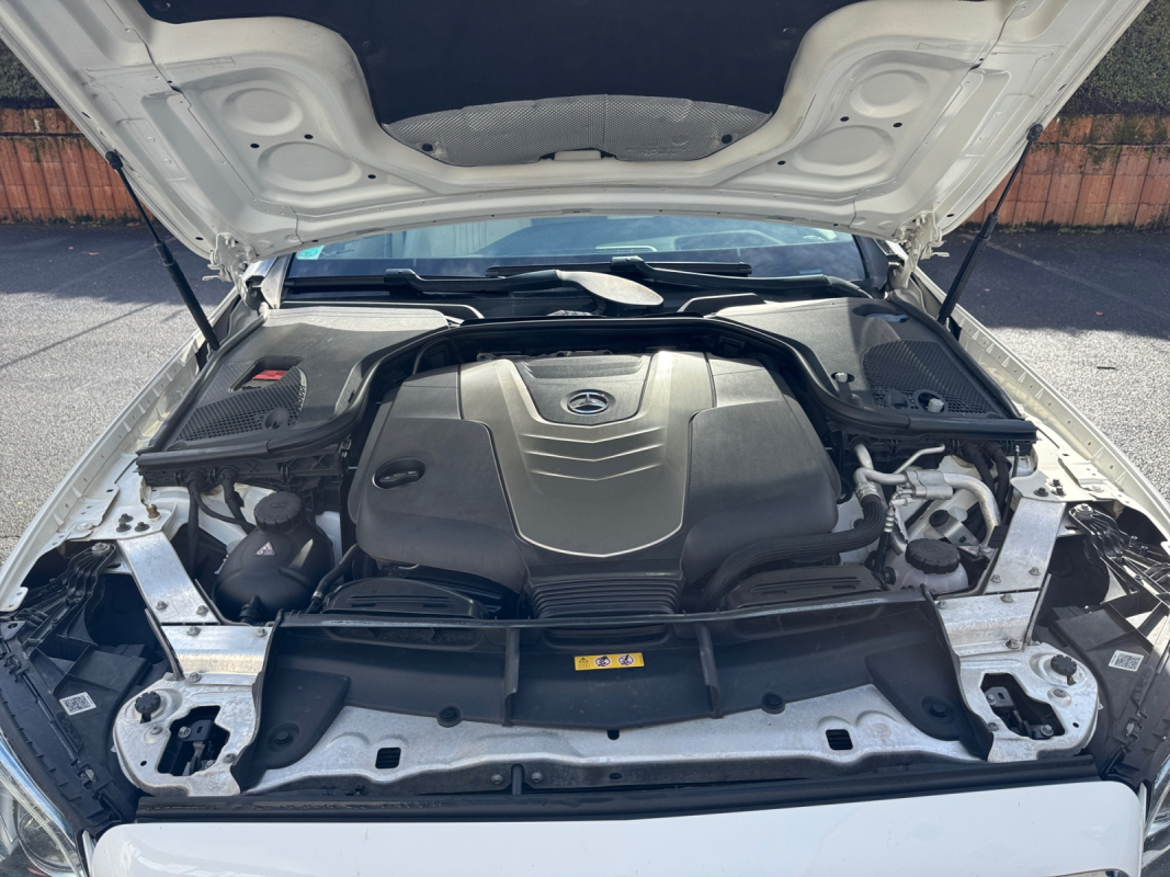 Mercedes Classe E Coupe — 20