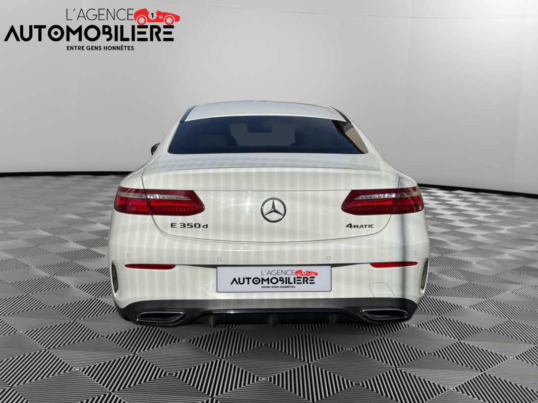 Mercedes Classe E Coupe — 8