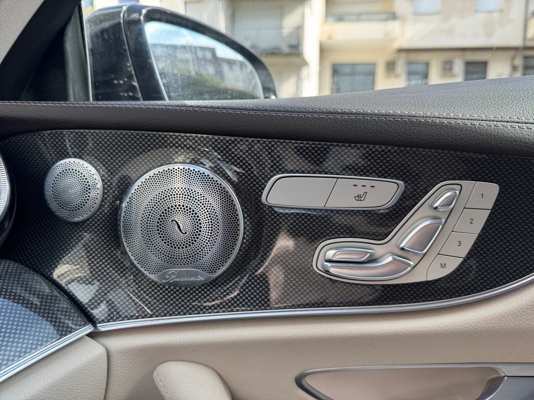 Mercedes Classe E Coupe — 24
