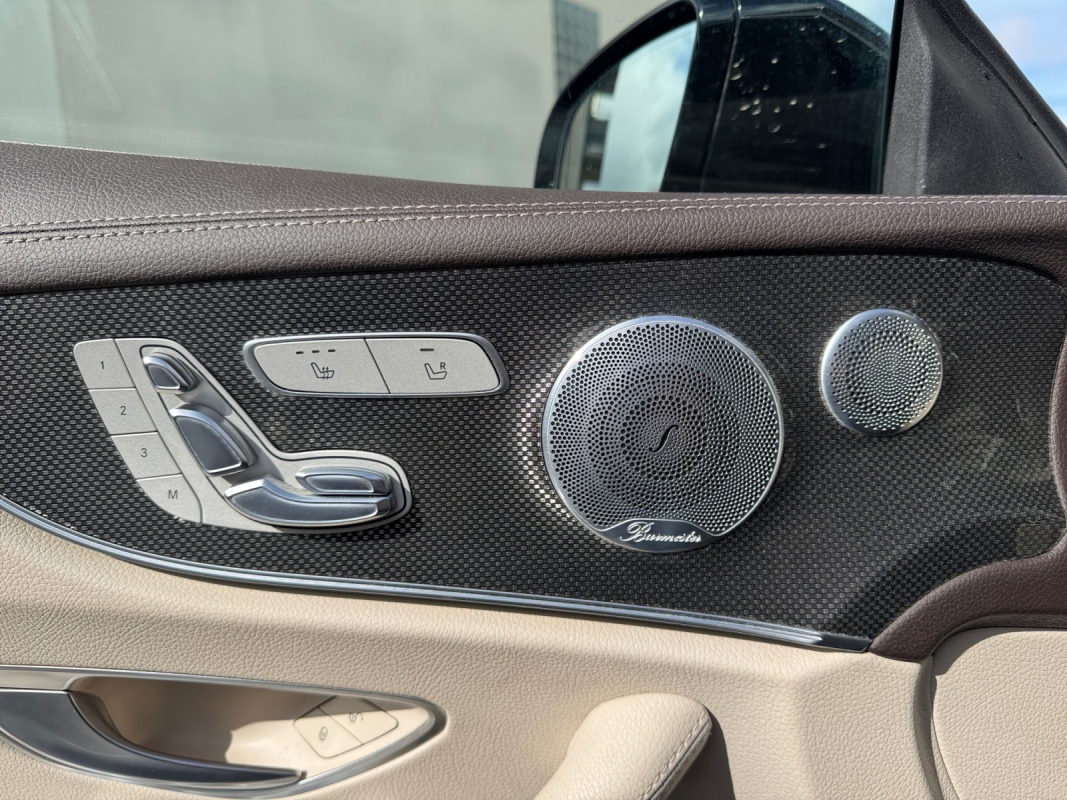 Mercedes Classe E Coupe — 25
