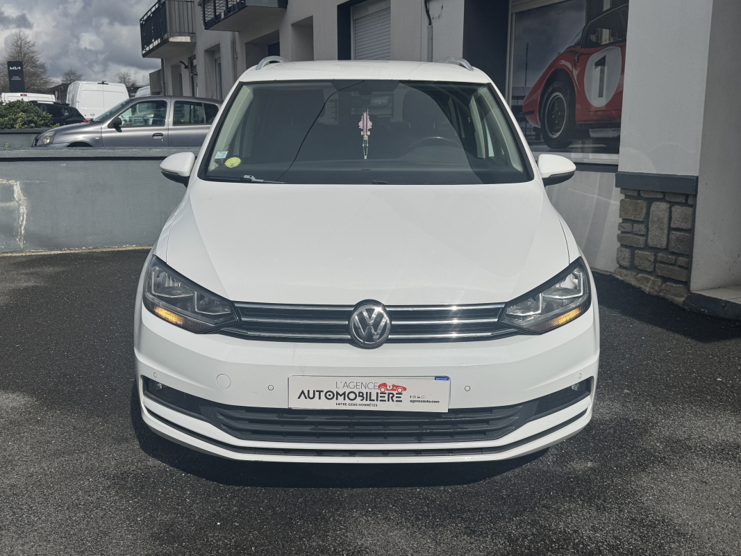 Volkswagen Touran — 2