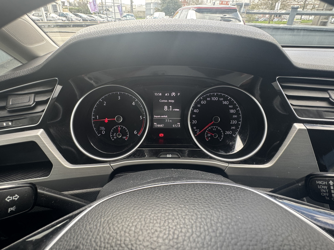 Volkswagen Touran — 18