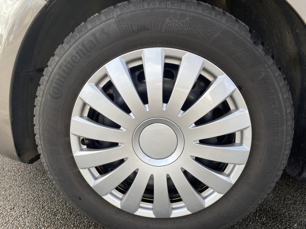 Volkswagen Golf Plus — 37