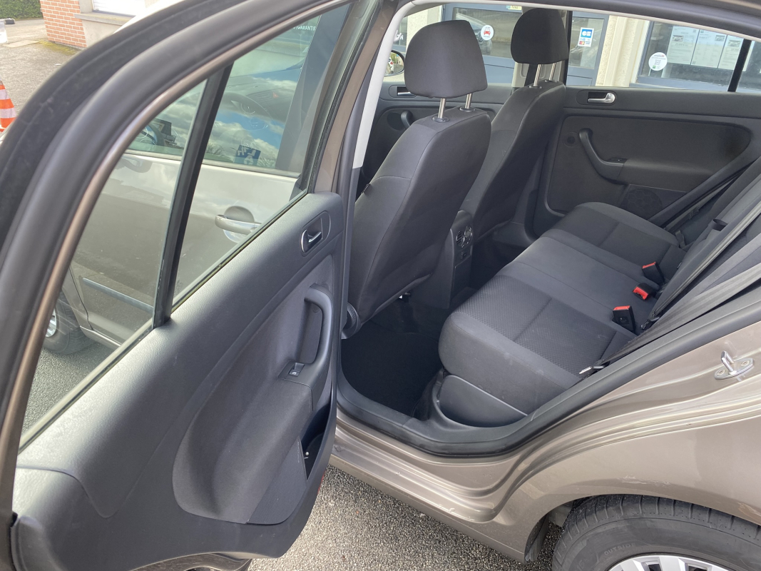 Volkswagen Golf Plus — 13