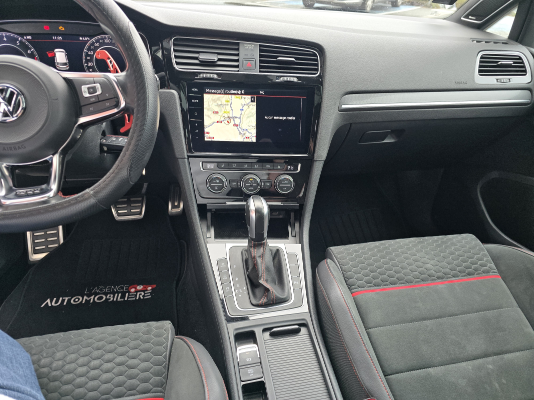 Volkswagen Golf — 20