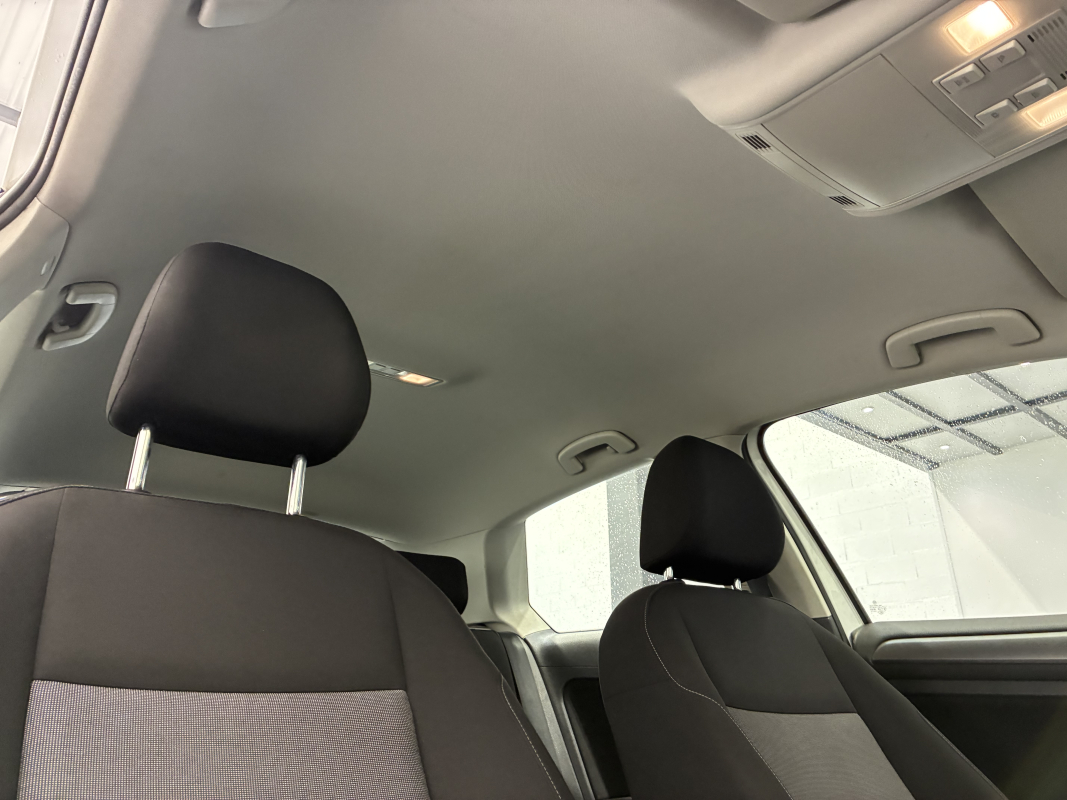Volkswagen Golf — 15
