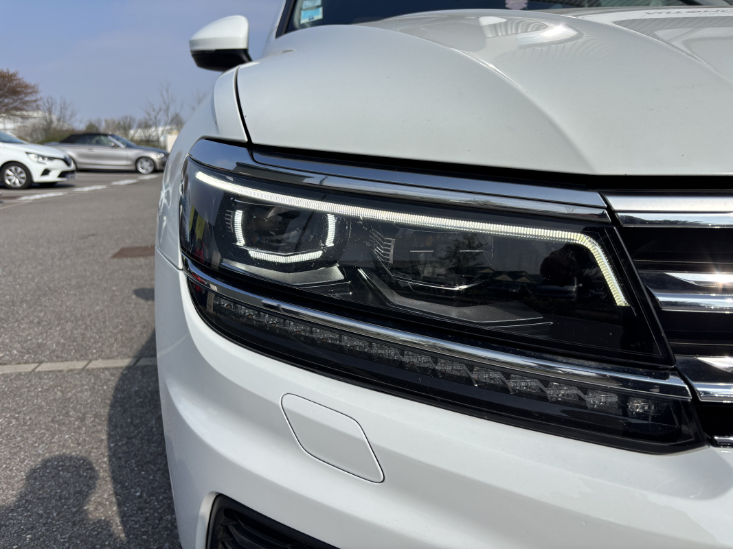 Volkswagen Tiguan — 25