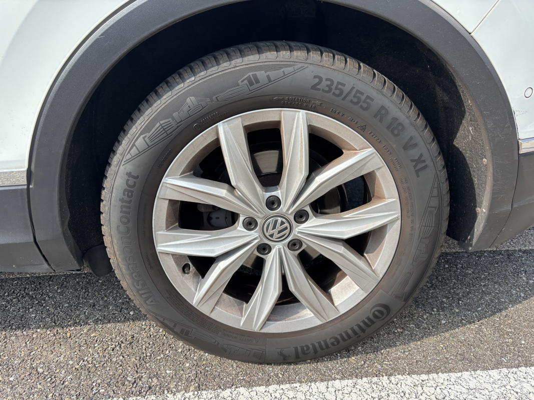 Volkswagen Tiguan — 29
