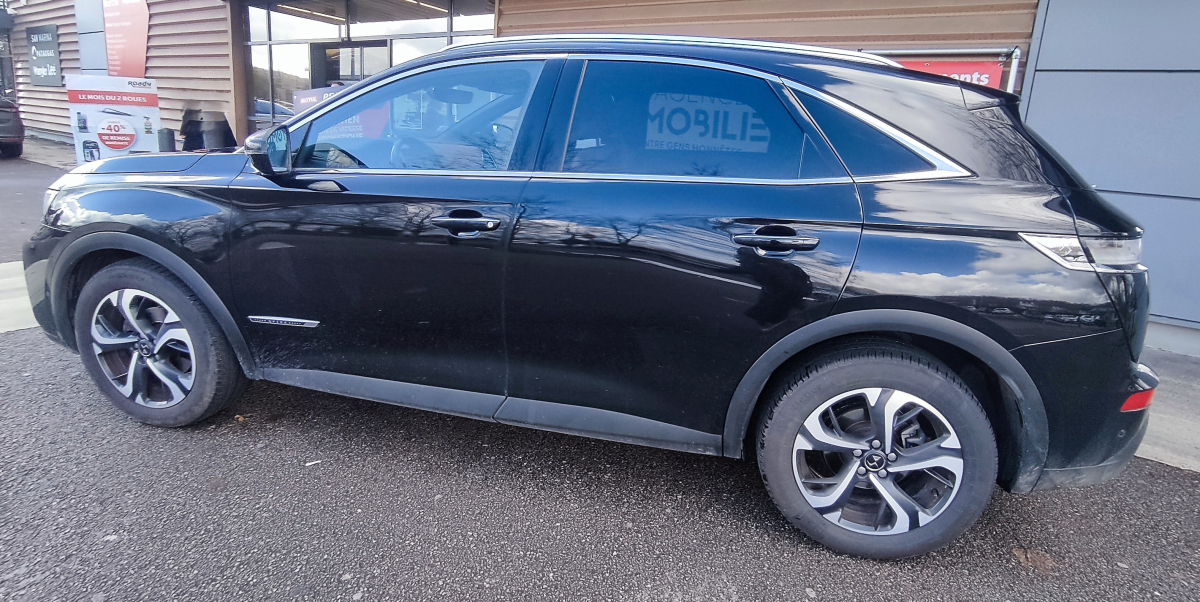 DS DS7 CROSSBACK — 8