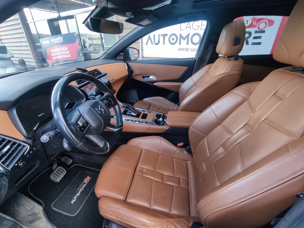DS DS7 CROSSBACK — 12