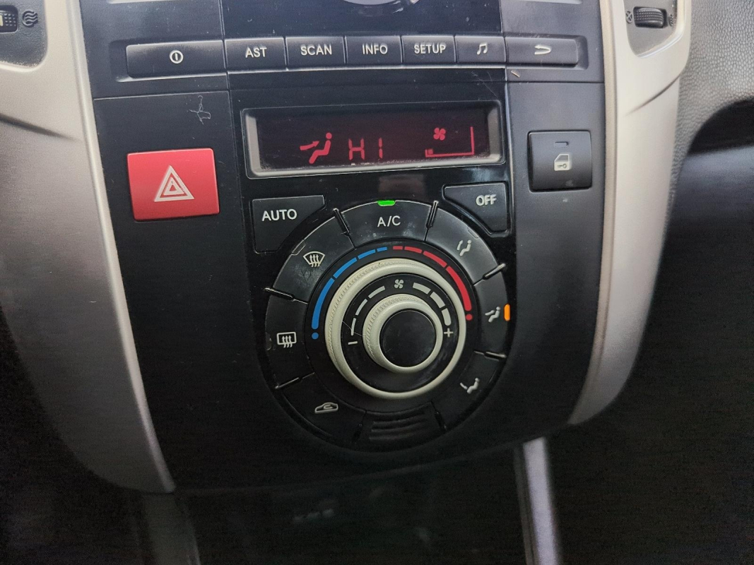 Kia Venga — 16