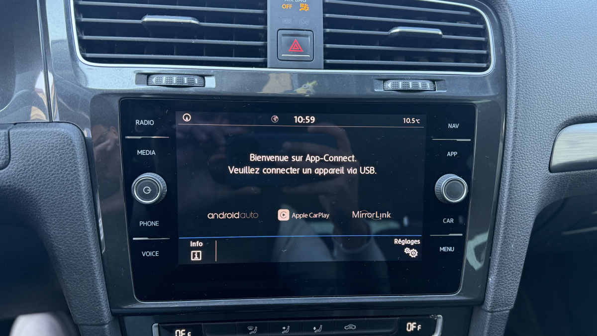 Volkswagen Golf — 16
