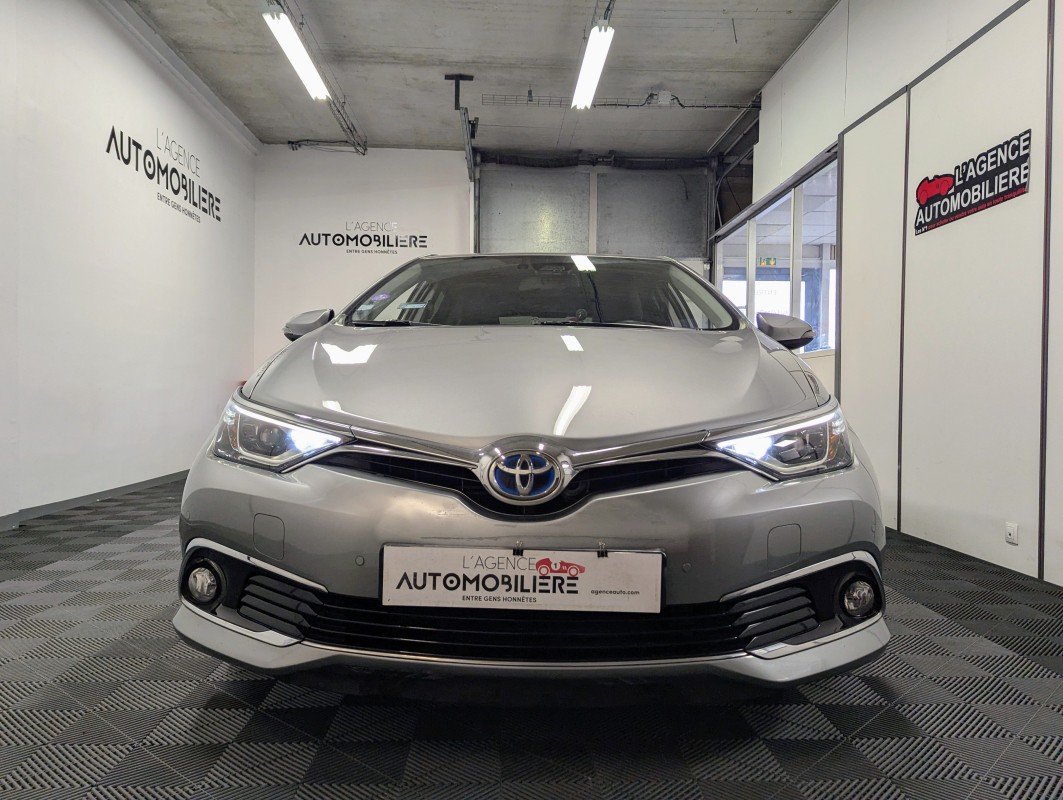Toyota Auris — 2