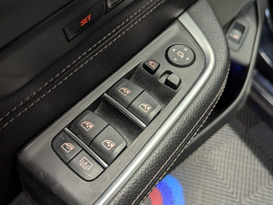 Bmw Série 6 — 24