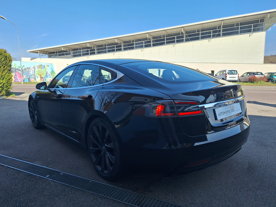 Tesla Model S — 5