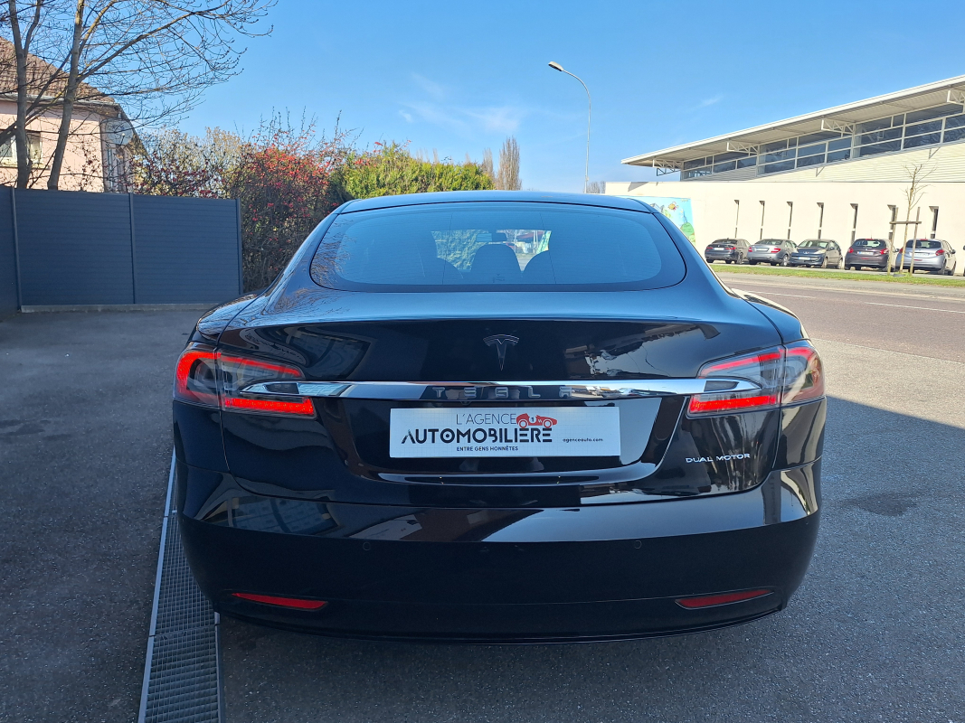 Tesla Model S — 6