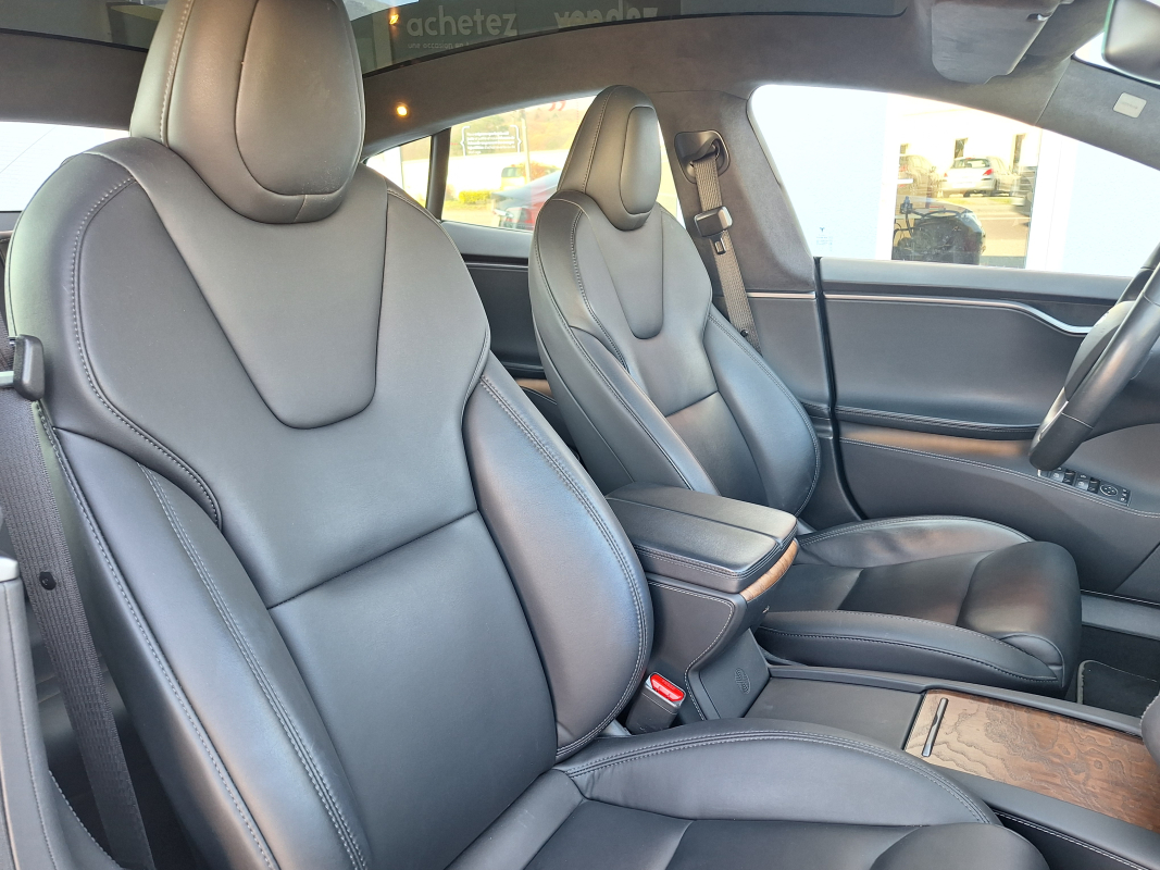 Tesla Model S — 14