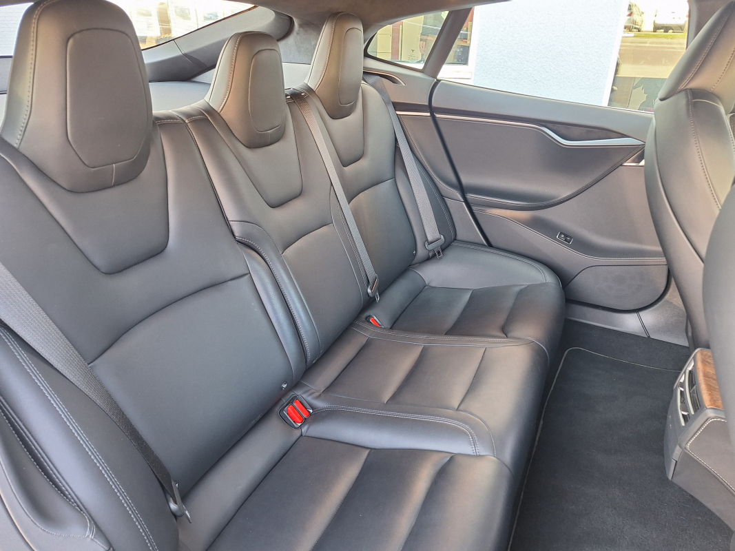 Tesla Model S — 13