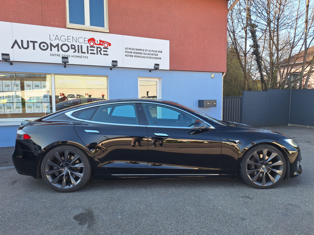 Tesla Model S — 8