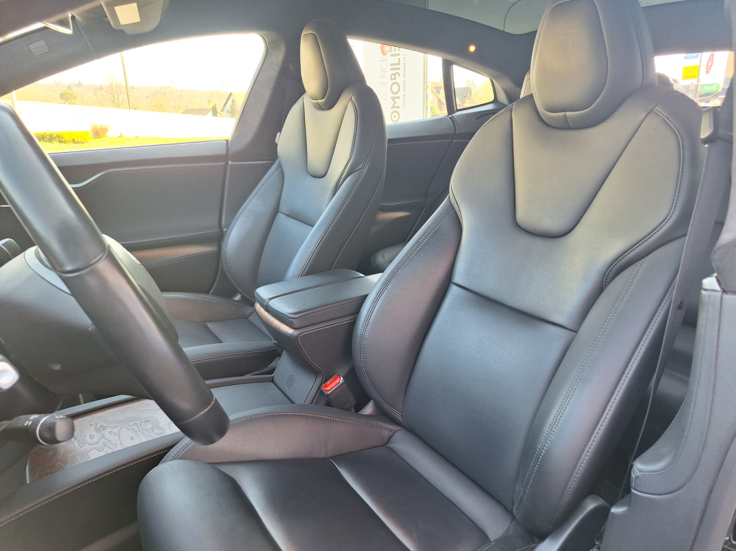 Tesla Model S — 10