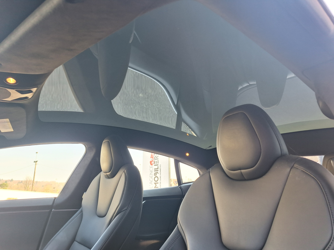 Tesla Model S — 16