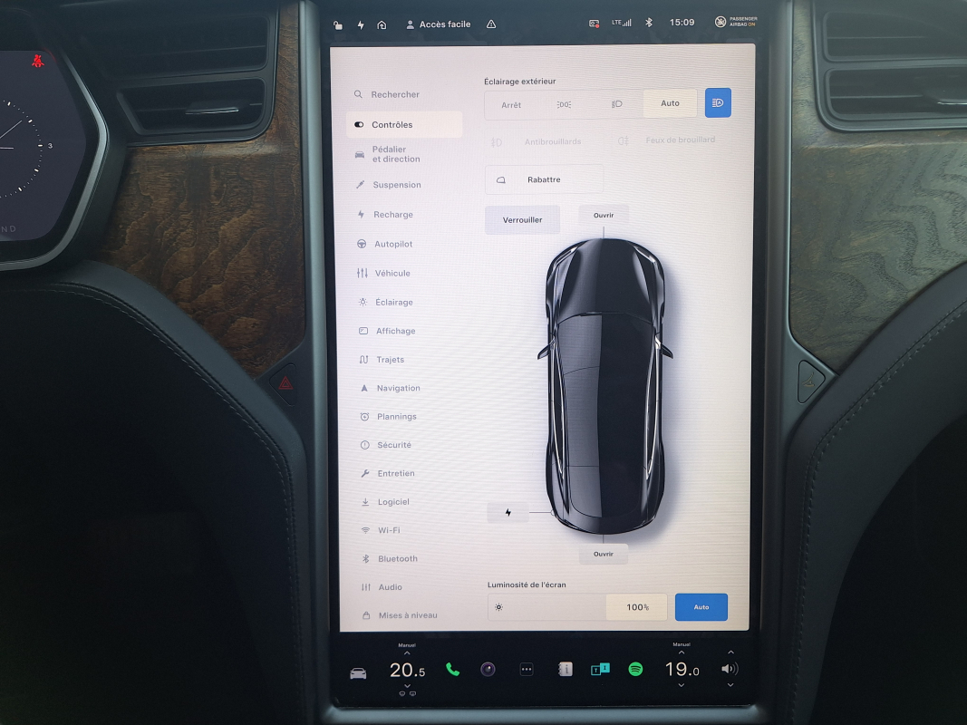 Tesla Model S — 28