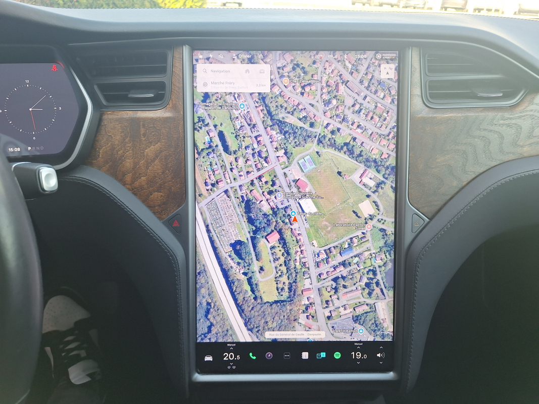 Tesla Model S — 25