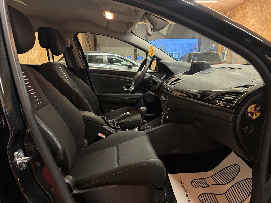 Renault Megane — 8