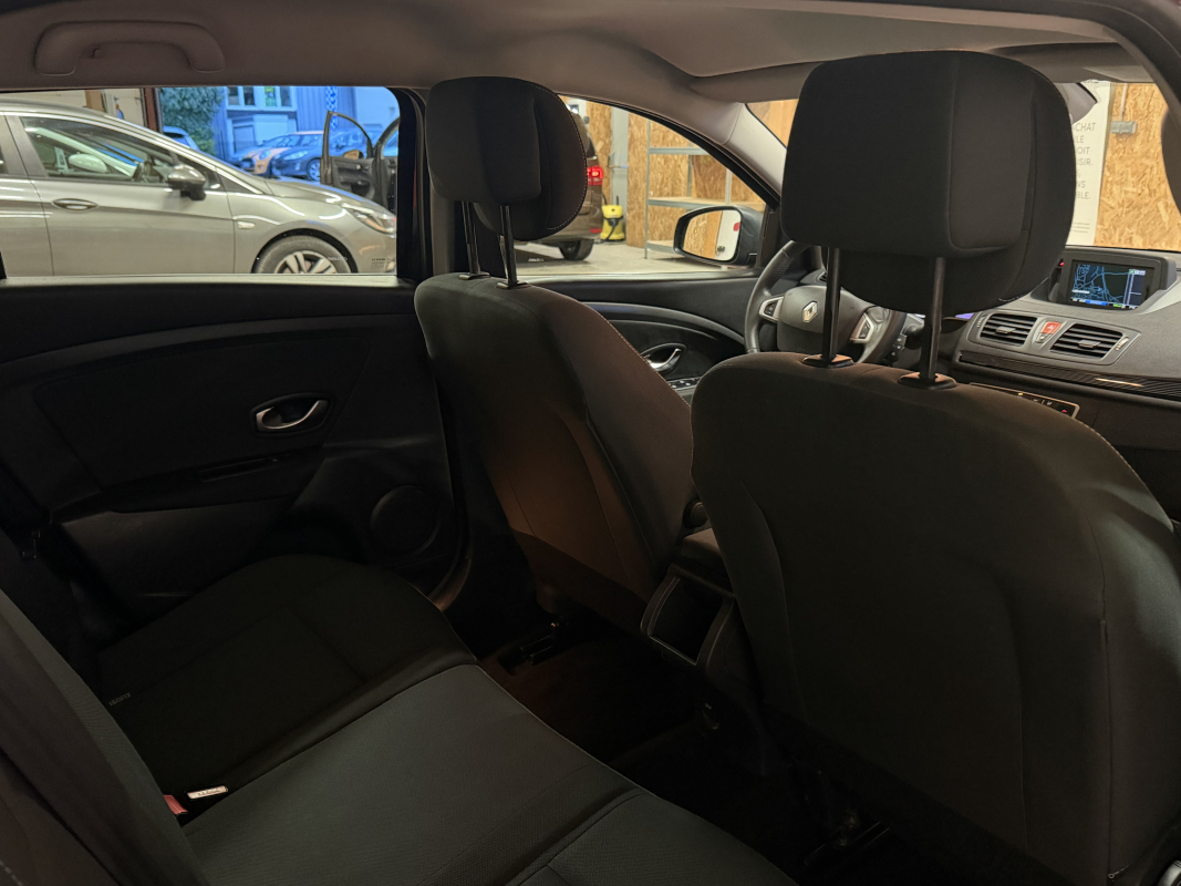 Renault Megane — 16