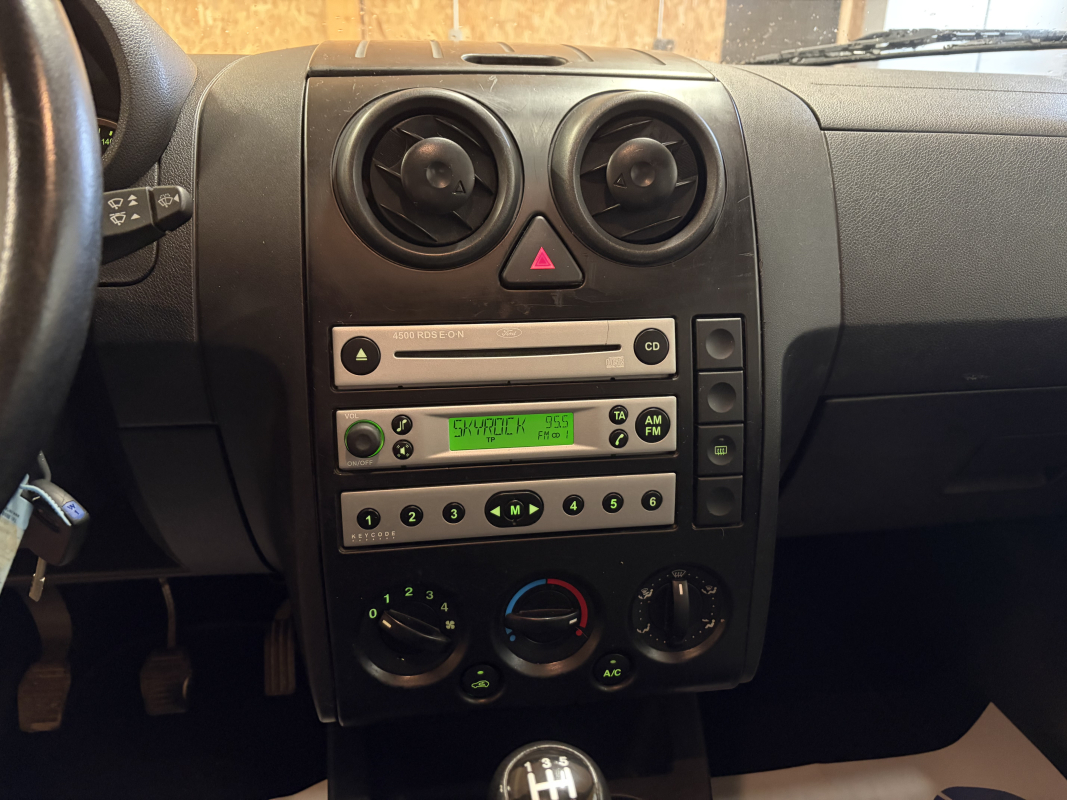 Ford Fusion — 10