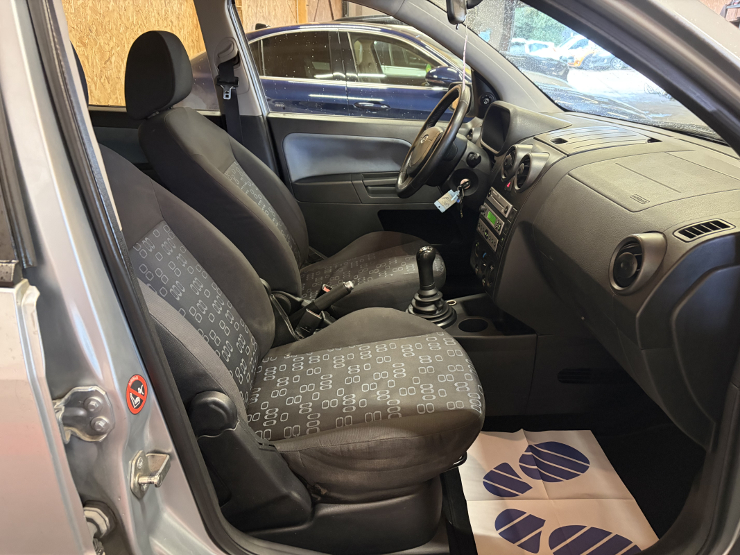 Ford Fusion — 15