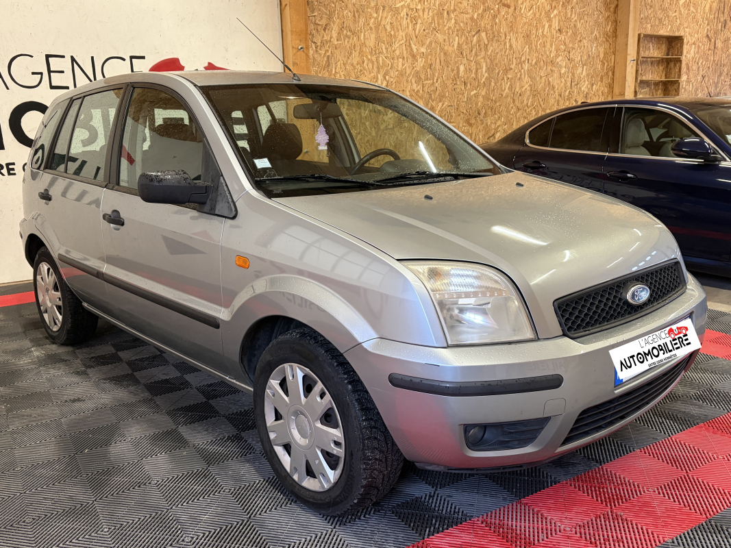 Ford Fusion — 6