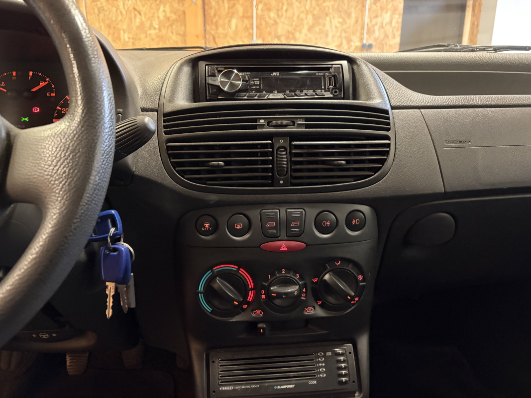 Fiat Punto — 9