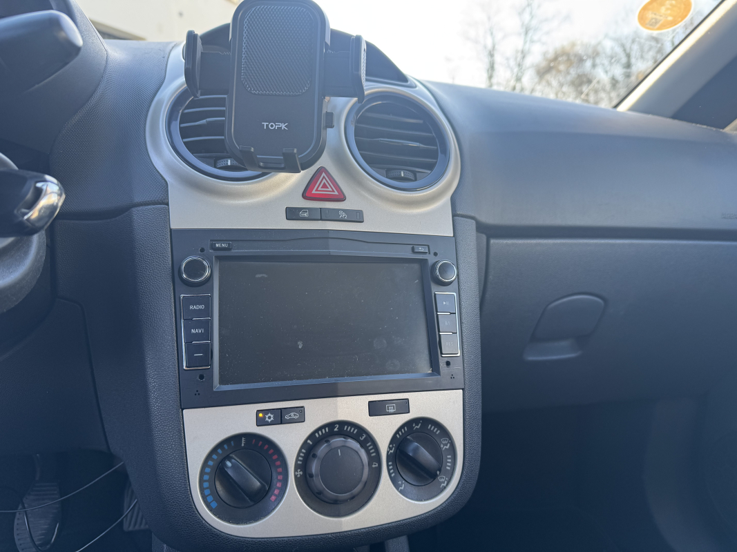 Opel Corsa — 17