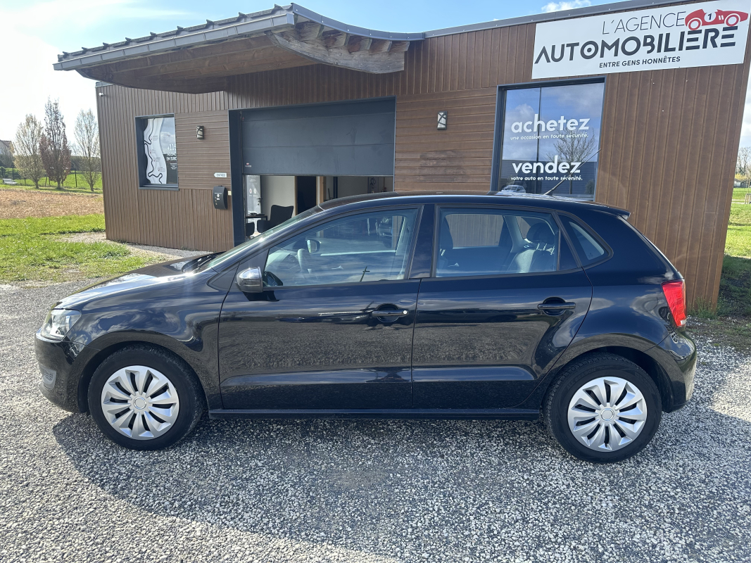 Volkswagen Polo — 2