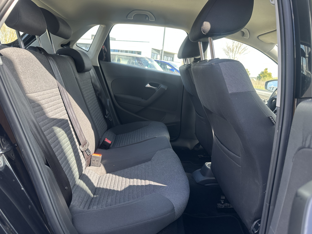 Volkswagen Polo — 14