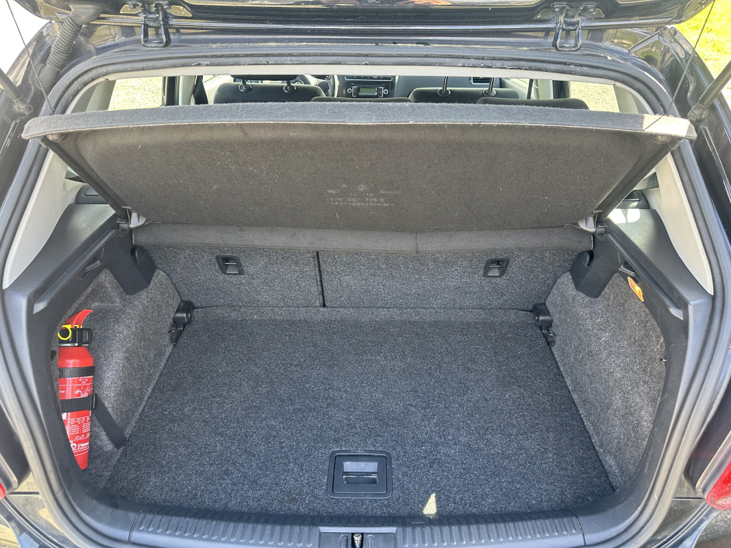 Volkswagen Polo — 15