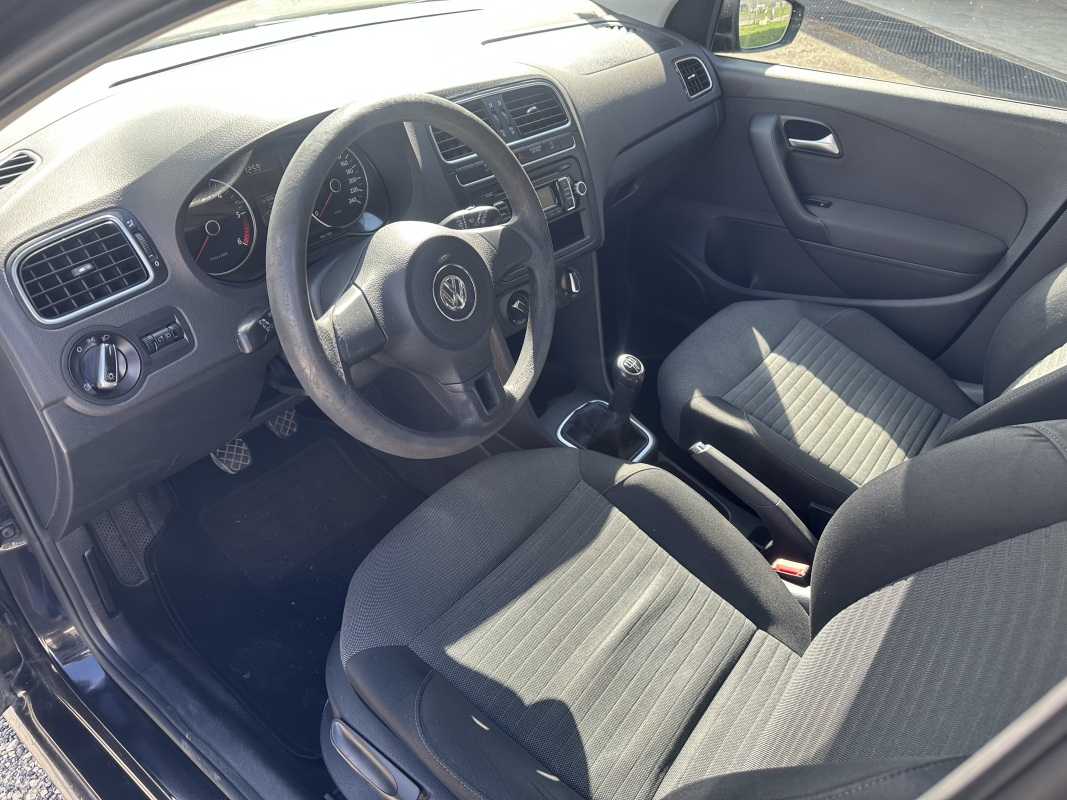 Volkswagen Polo — 11