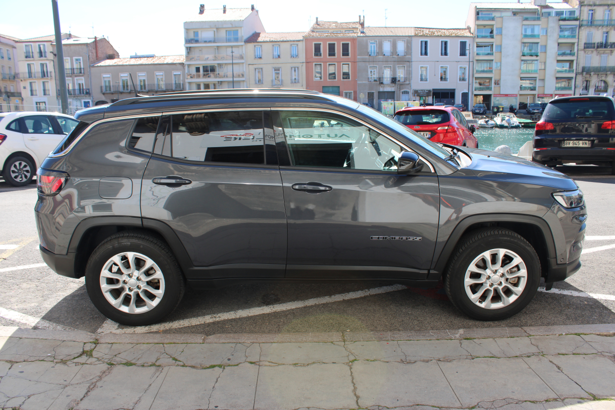 Jeep Compass — 4