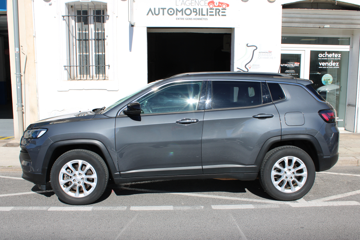 Jeep Compass — 8