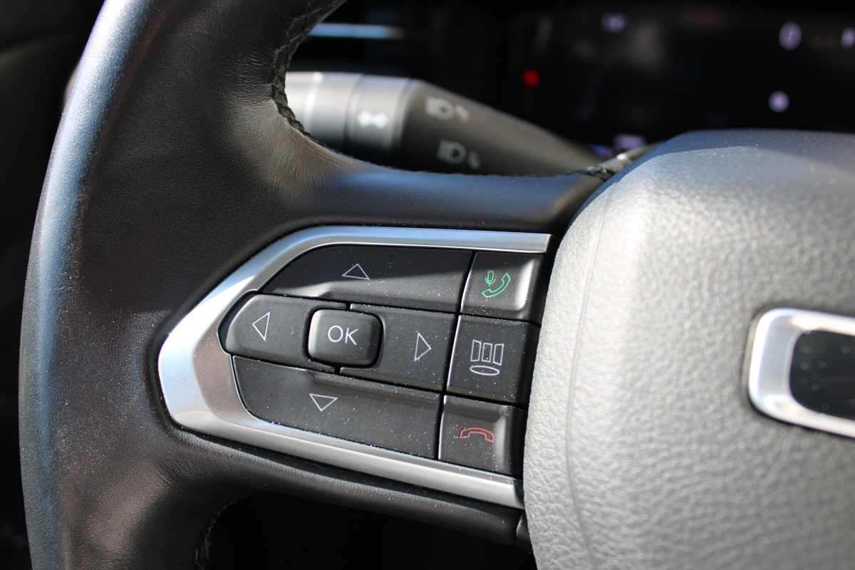 Jeep Compass — 25