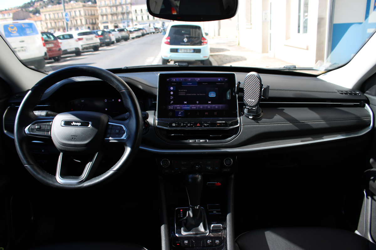 Jeep Compass — 10
