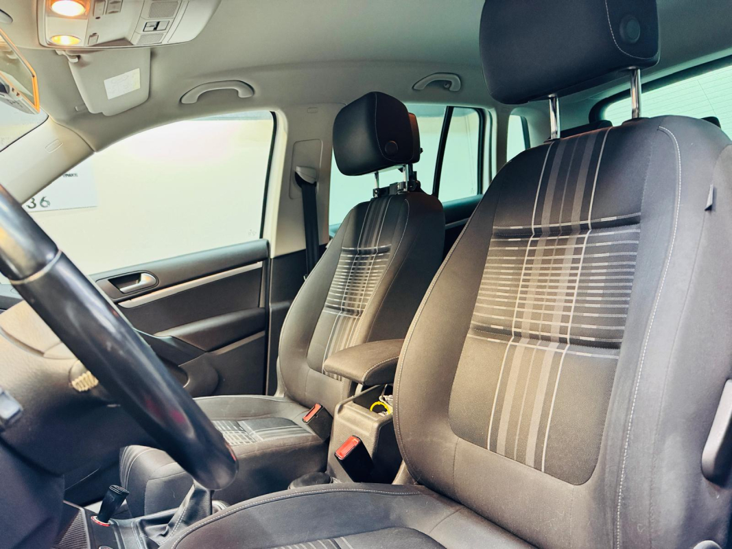 Volkswagen Tiguan — 9