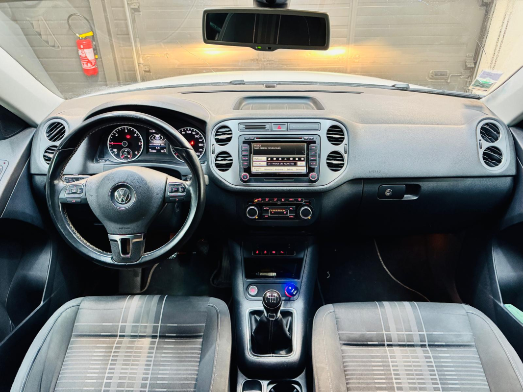 Volkswagen Tiguan — 10