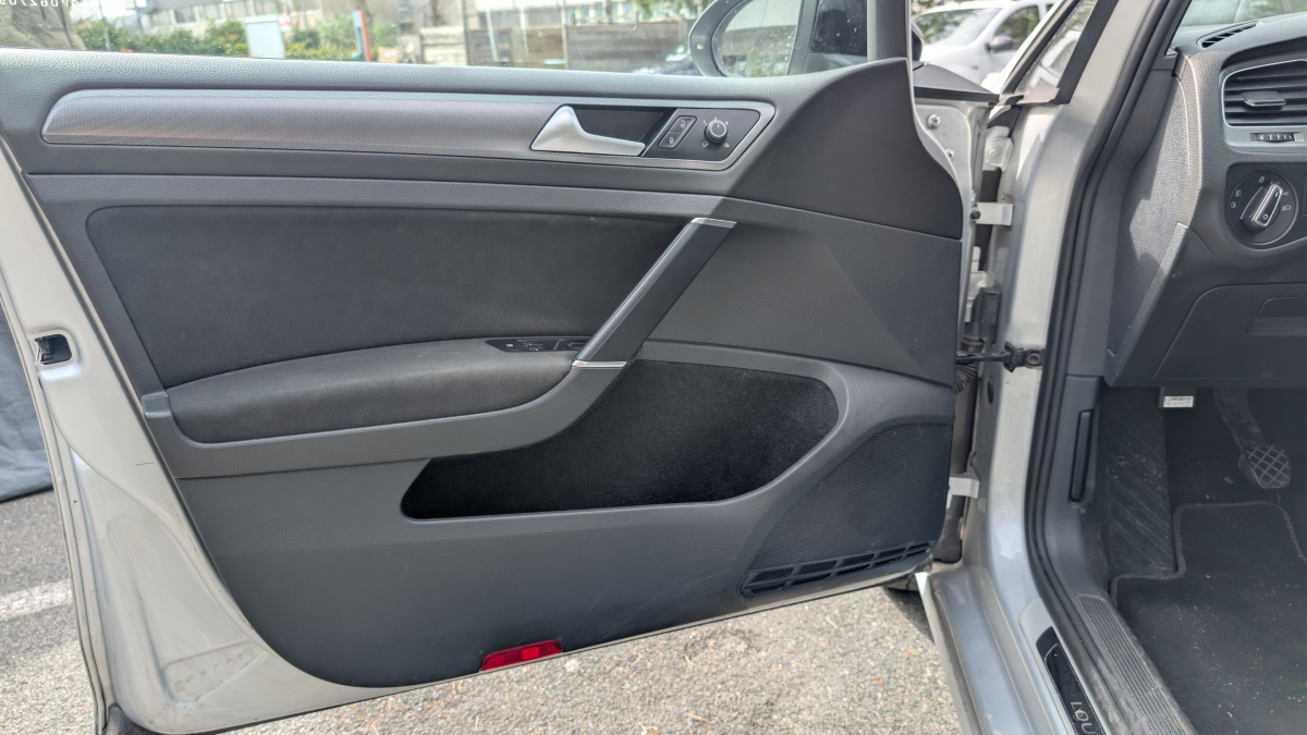 Volkswagen Golf — 10